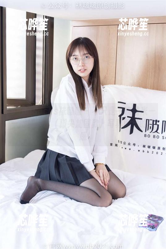 BoBoSocks袜啵啵-糯米 BoBoSocks袜啵啵 - 不只是一碗糯米——揭秘肉丝(脚尖加固款)写真图集的灵感