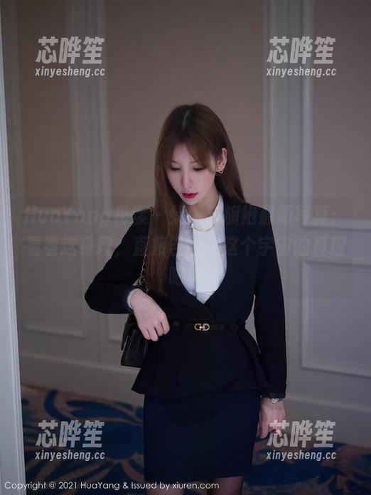 HuaYang花漾-柴婉艺 HuaYang花漾 - 柴婉艺旗袍最新写真:看看这身段,直接告诉我这个宇宙的真理吧!