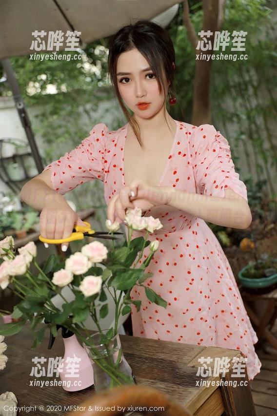 MFStar模范学院-Jennanni_Jen MFStar模范学院 - Jennanni_Jen黑丝美图大揭秘:聚光灯下的迷人瞬间合集