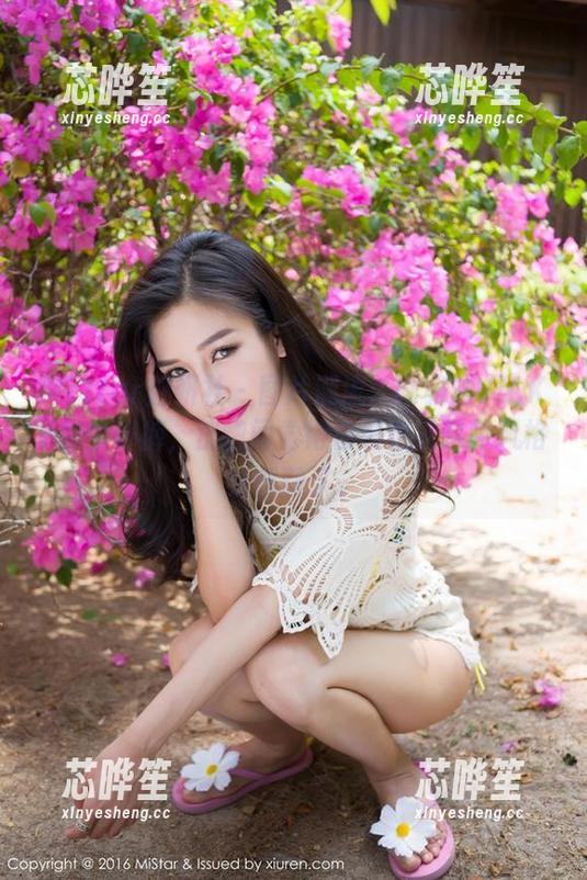MiStar魅妍社-陈雅漫VICKY MiStar魅妍社 - 图片潮流:陈雅漫VICKY的牛仔裤,恍惚间觉得自己也被这种风格给俘获了。