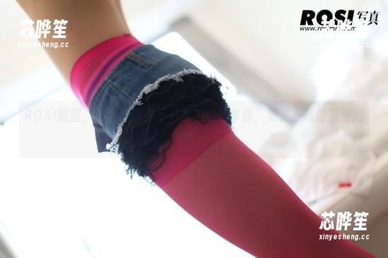 ROSI ROSI制服,美图壁纸并不只是视觉的享受,更是心底的暗潮涌动。