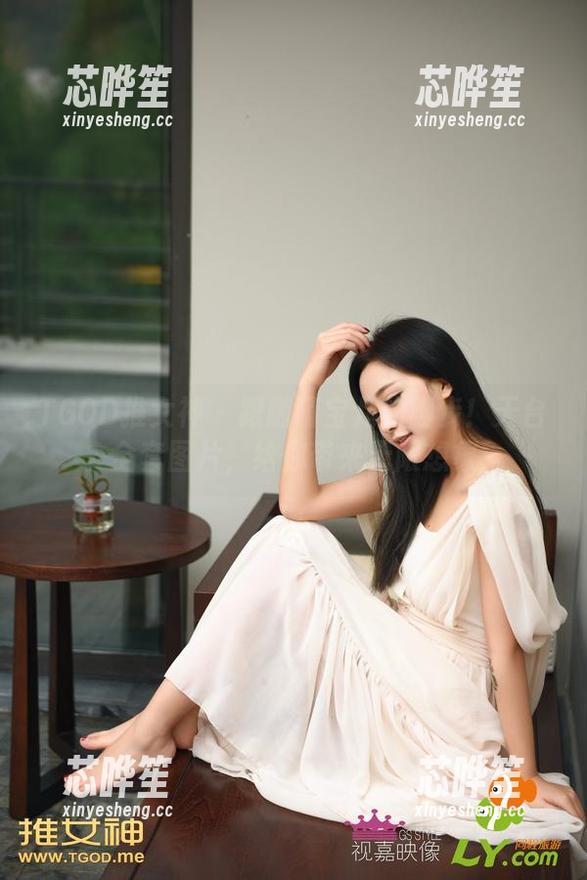 TGOD推女神-萌宝儿 TGOD推女神 - 跟随萌宝儿的脚步!天台全套图片,给你带来无限想象