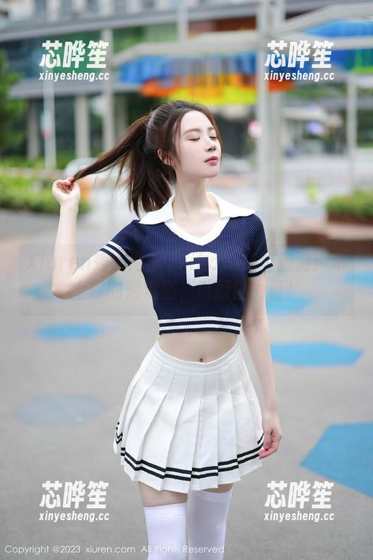Xiuren秀人网-Erikaki Xiuren秀人网 - Erikaki浴室漫游:带上你的泡泡浴,以原图为证!