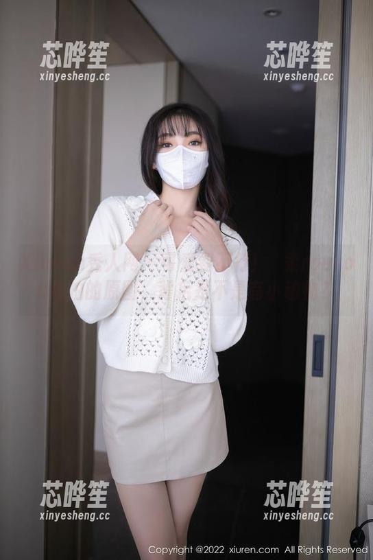 Xiuren秀人网-媃柔rourou Xiuren秀人网 - 可爱到不行!媃柔rourou私拍的原图,背后是不是有小动物?