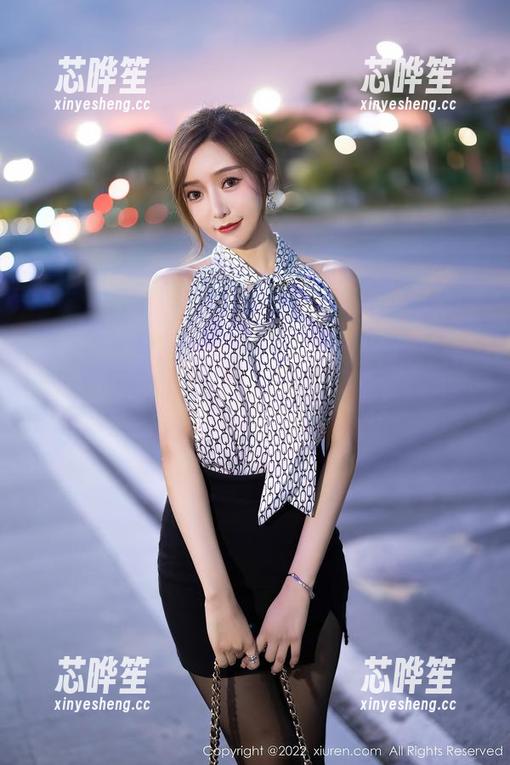 Xiuren秀人网-桃色奶酪 Xiuren秀人网 - 桃色奶酪的圣诞原图,仿佛穿越了时空的奇妙旅程