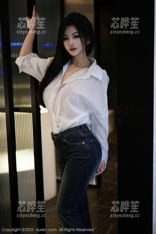 Xiuren秀人网 - 私房图包中的诗诗kiki：高跟鞋冲击我的视觉感官