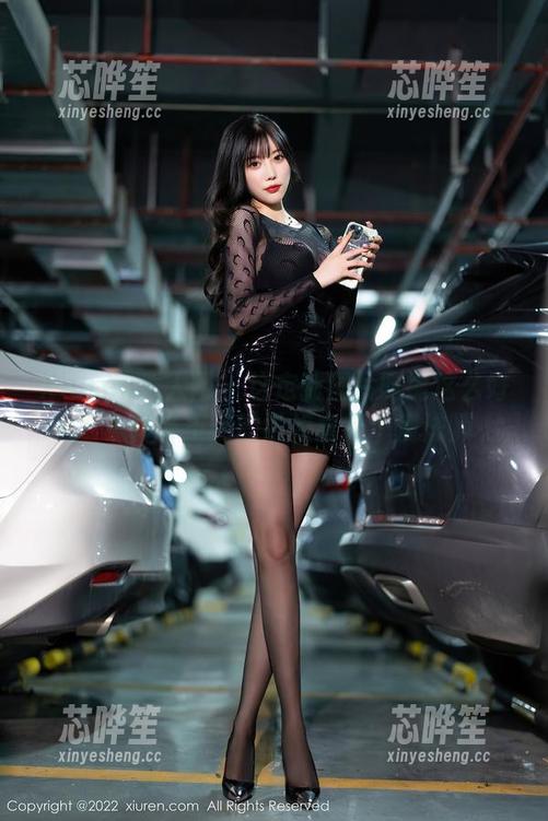 Xiuren秀人网-轩轩王子 Xiuren秀人网 - 这定制图片咋能这么好看?轩轩王子的学姐真是个魔法师