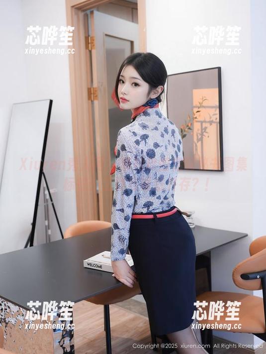 Xiuren秀人网-黎秋秋 Xiuren秀人网 - 黎秋秋的定制秘书图集,标签:工作与诱惑并存?!