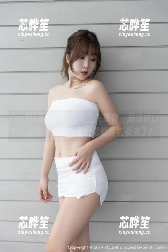 YouMi尤蜜荟 - 向无圣光致敬，周琰琳LIN校服图包里的青春记忆都要被看光了！