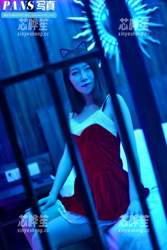 pans-小颖 pans - 美图合集:小颖与她的红裙,为什么我总觉得这裙子有种魔力?