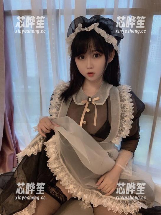 依依超级懒带你走进丰满的九月，每一张图片都充满故事