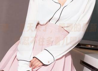 克拉女神 - 夏天来了，薇薇的最新写真让你忍不住多看几眼！