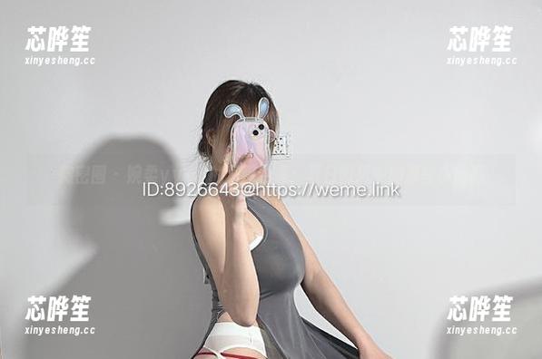 婉柔yyyy 微密圈 - 婉柔yyyy的吊带合集:夏日微风中的那些小倔强