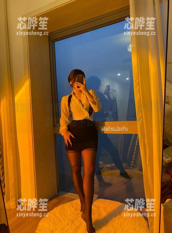 微密圈 - 安妮yoo用落地窗创作的全套写真，你绝对想不到背后的小故事