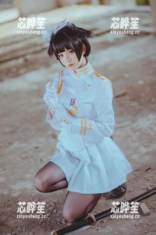 更新提醒：小野妹子w的双马尾写真集又带我们陷入奇妙梦境。