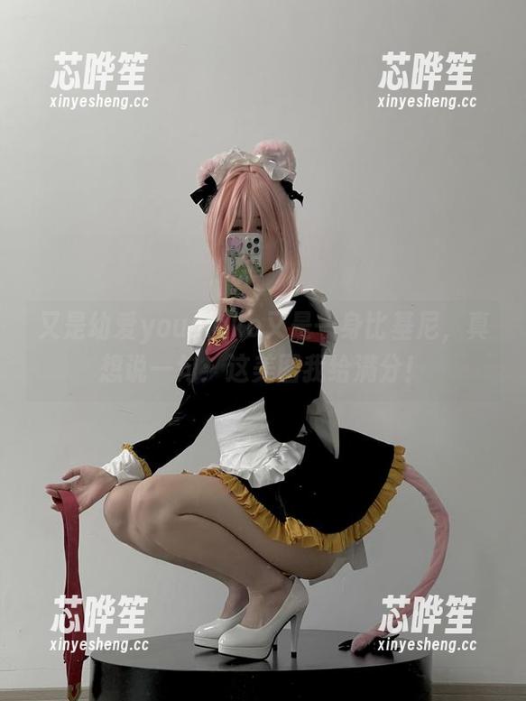又是幼爱youmeko又是一身比基尼，真想说一句：这美图我给满分！