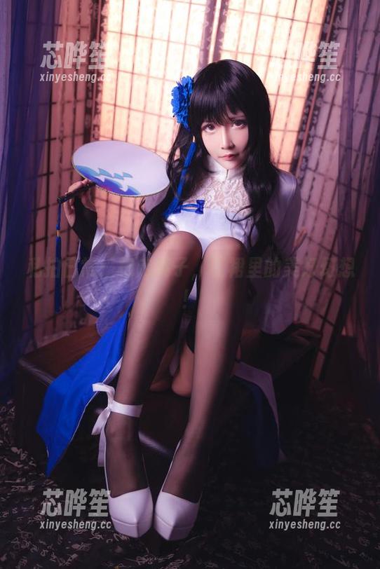 私拍日常：抱走莫子，红裙里的美好幻想！