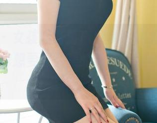 推女神 - 女孩陈嘉嘉Tiffany的美图创意——我也想要这么美的照片，为啥只会拍到尴尬？