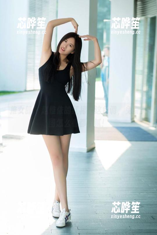 推女郎 - 赵惟依的红裙，这色调，免费美图怎么看都不腻！