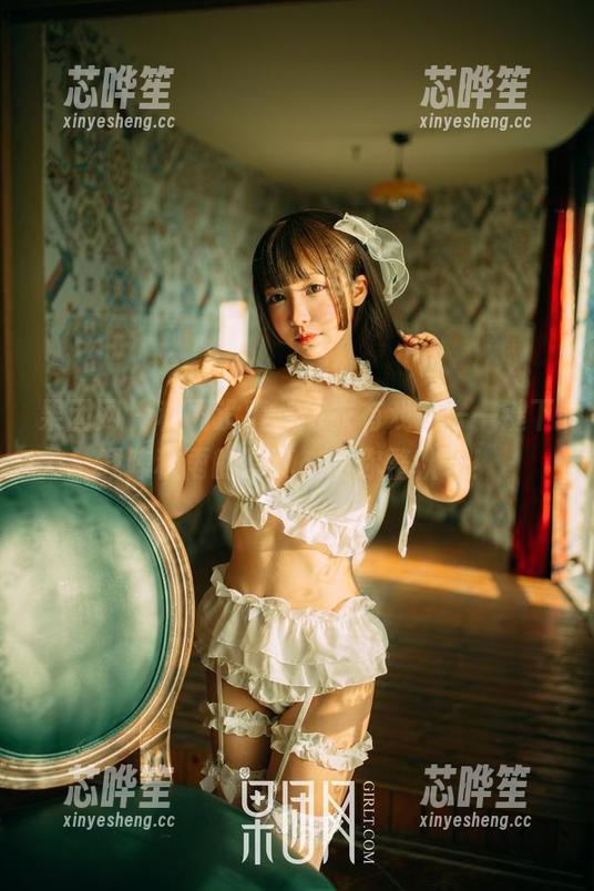 果团网-陈秋雨 果团网 - 秋雨没事,毛衣有戏——一键下载陈秋雨的写真,暖你整秋冬!