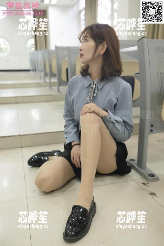 梦丝女神-诗琪 梦丝女神 - 精选:诗琪的纤细美腿,真的是让人太‘眼馋’了!