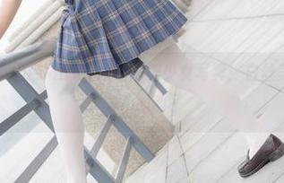 森萝财团 - 小奶糕Milky双马尾美少女写真：白丝美腿的日常分享，心动了