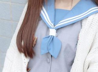 在森萝财团的世界里，纯情少女性感黑丝和美图拥抱无圣光的自由