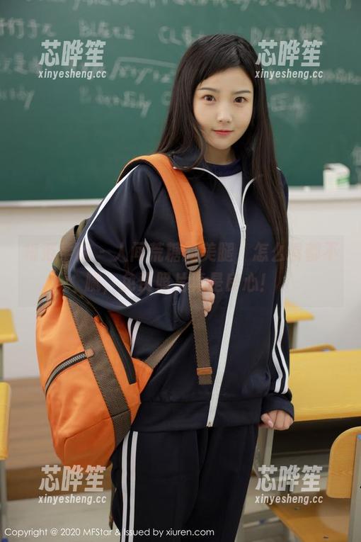 模范学院-人间荒糖 模范学院 - 人间荒糖的美腿,怎么看都不腻,免费照片真是良心!