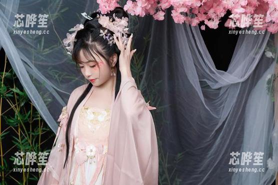 爆机少女喵小吉 爆机少女喵小吉的小吉的电玩时间,高清至极,却又似乎没说完…