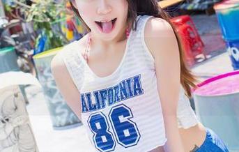 爱蜜社 - 从没见过这么美的足，杨紫嫣Cynthia图集分享，绝对不失望！