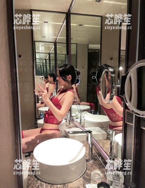 牛奶里的果汁 微密圈 - 迎接黑色套装!牛奶里的果汁写真集更新,资料片也是艺术品!