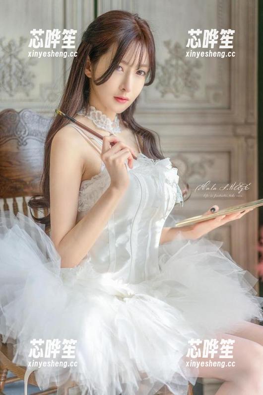 王羽杉的在线图集：双马尾体操服，活力满分却又隐隐透着调皮