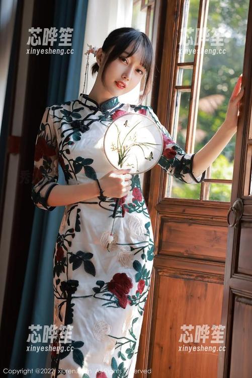 秀人网-luvian本能 秀人网 - luvian本能私拍:这位厨娘,你确定只是出于兴趣吗?