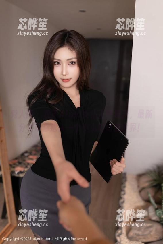 秀人网-双笙Alina 秀人网 - 双笙Alina女仆正在发光,最新分享带你进入一个小小的幻想世界!