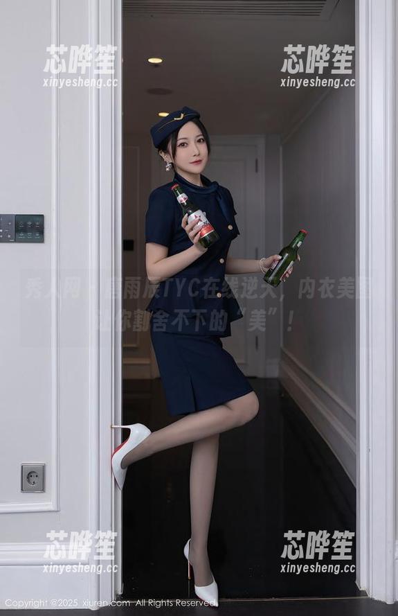 秀人网-唐雨辰TYC 秀人网 - 唐雨辰TYC在线逆天,内衣美图让你割舍不下的“美”!