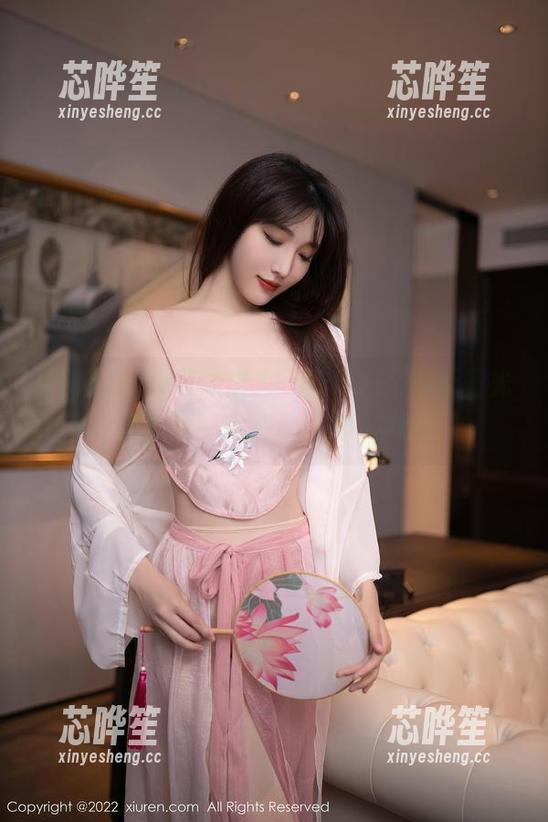 秀人网-外科TEL 秀人网 - 双马尾撩人,外科TEL的无圣光写真像是一阵清风,沁人心脾。