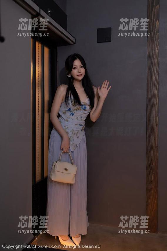 秀人网-李七喜 秀人网 - 因为李七喜,我开始重新定义毛衣。她的高清作品集真是太能打了!