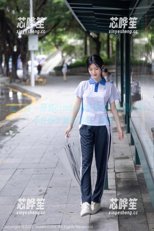 秀人网-筱慧cindy 秀人网 - 筱慧cindy镂空原图:我竟然忍不住想学她的姿势,哈哈!