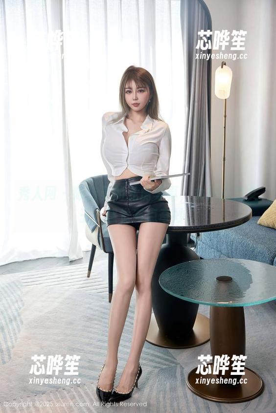 秀人网-陈怡曼 秀人网 - 陈怡曼的私房写真,女仆还是女王?感觉有点奇妙。