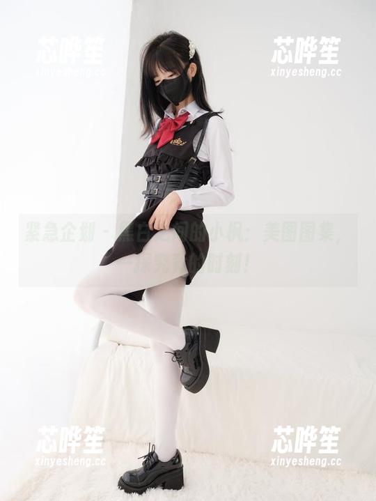 紧急企划-小枫 紧急企划 - 黑白之间的小枫:美图图集,一探究竟的时刻!