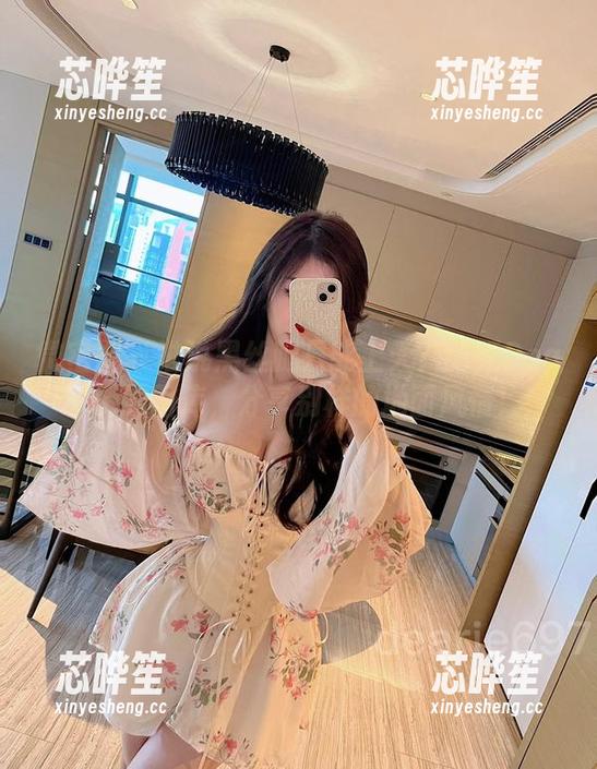 脸红Dearie 微密圈 - 谁说黑丝腿只能上天?脸红Dearie的图库,分享别样的地面风情!