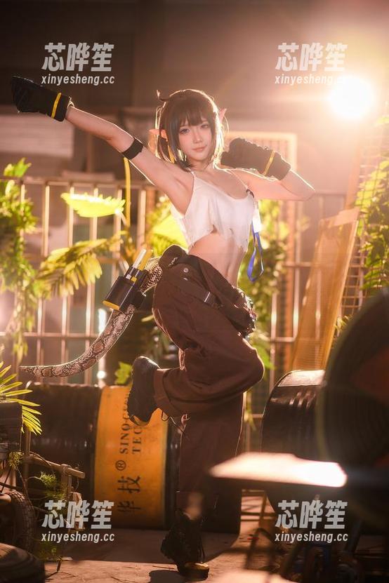 阿包也是兔娘 美足图集:阿包也是兔娘的脚,复杂得让我想多了,真是有意思!